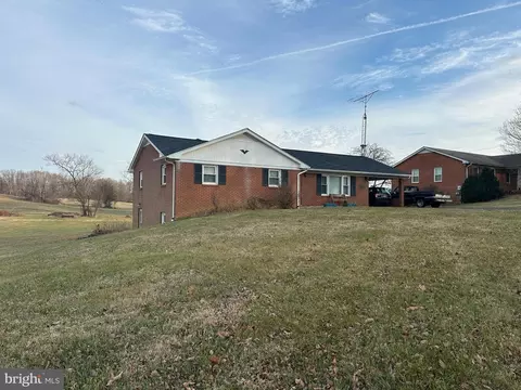 490 Kindig Rd, Waynesboro, VA 22980