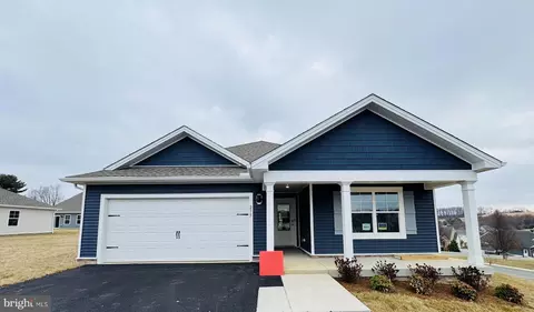 275 Heather Ln, Staunton, VA 24401