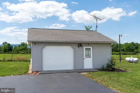 Exterior - 1802 N River Rd, Mount Solon, VA 22843 photo 5 of 14