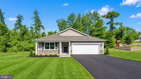 289 Heather Ln, Staunton, VA 24401
