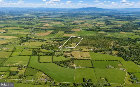 Round Hill School Road, Fort Defiance, VA 24437