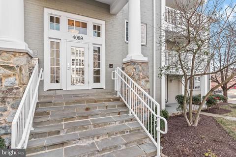 4089 S Four Mile Run Dr #202, Arlington, VA 22204