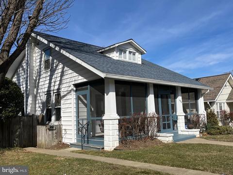 2118 N Oakland St, Arlington, VA 22207
