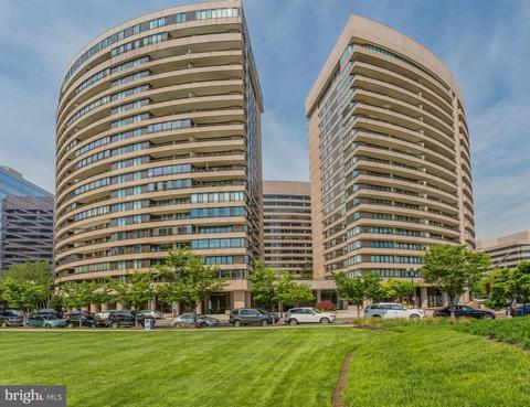 1300 Crystal Dr #501S, Arlington, VA 22202