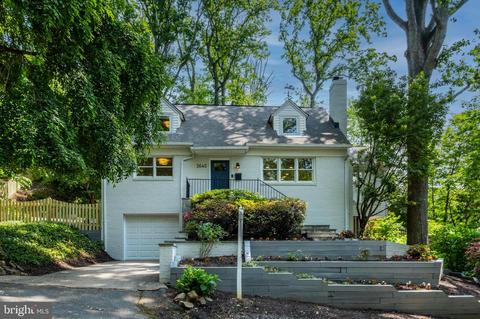 2645 S June St, Arlington, VA 22202