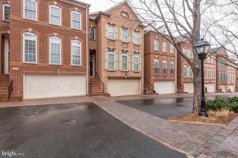 6581 Washington Blvd, Arlington, VA 22205