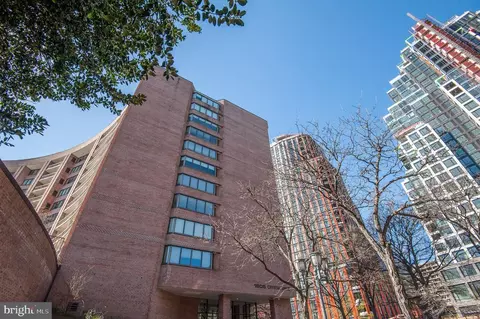 1805 Crystal Dr #606S, Arlington, VA 22202