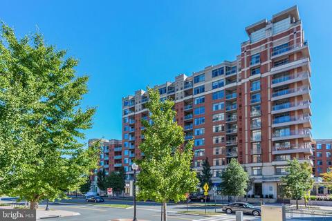 3650 S Glebe Rd S #947, Arlington, VA 22202