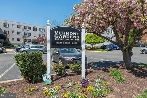 2028 N Vermont St #202, Arlington, VA 22207