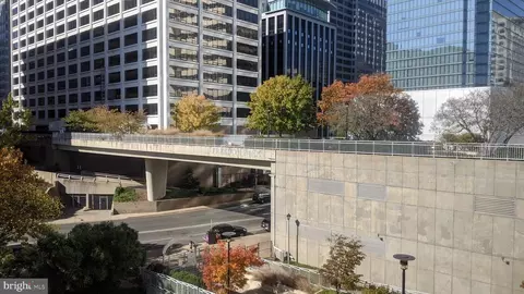 1121 Arlington Blvd #530, Arlington, VA 22209