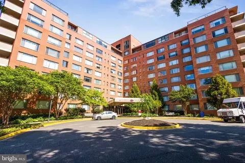 1111 Arlington Blvd #620, Arlington, VA 22209