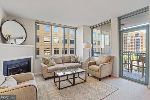 851 N Glebe Rd #517, Arlington, VA 22203