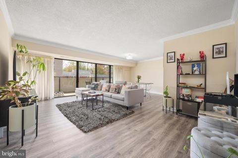 5300 Columbia Pike #606, Arlington, VA 22204