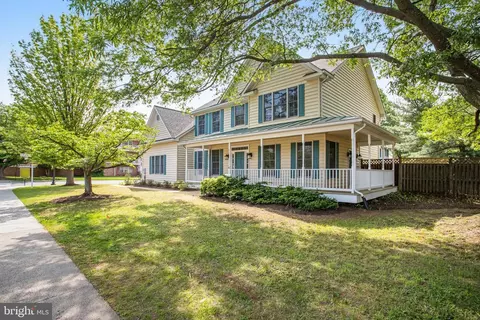4502 N Carlin Springs Rd, Arlington, VA 22203