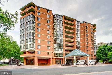 1001 N Randolph St #219, Arlington, VA 22201