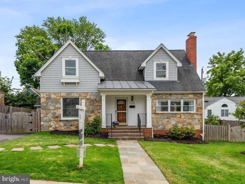 6218 29th St N, Arlington, VA 22207