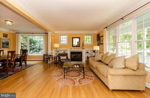 2910 4th St N, Arlington, VA 22201 photo 6