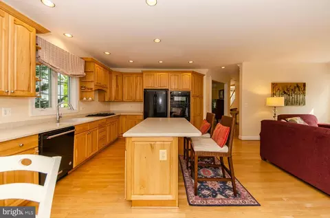2910 4th St N, Arlington, VA 22201 photo 13