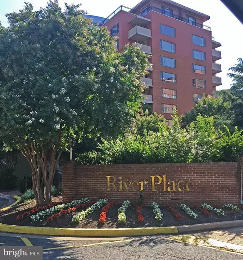 1111 Arlington Blvd #340, Arlington, VA 22209