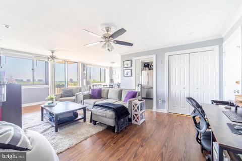 4201 Cherry Hill Rd #705, Arlington, VA 22207