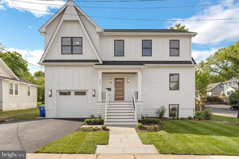 3822 16th St S, Arlington, VA 22204