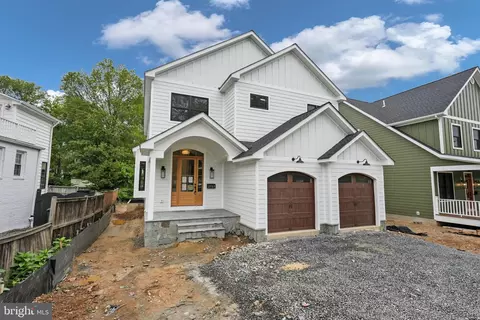2727 S Lang St, Arlington, VA 22206