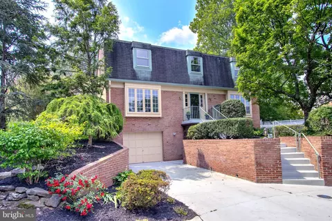 812 S Stafford St, Arlington, VA 22204