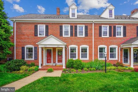 3255 S Stafford St, Arlington, VA 22206