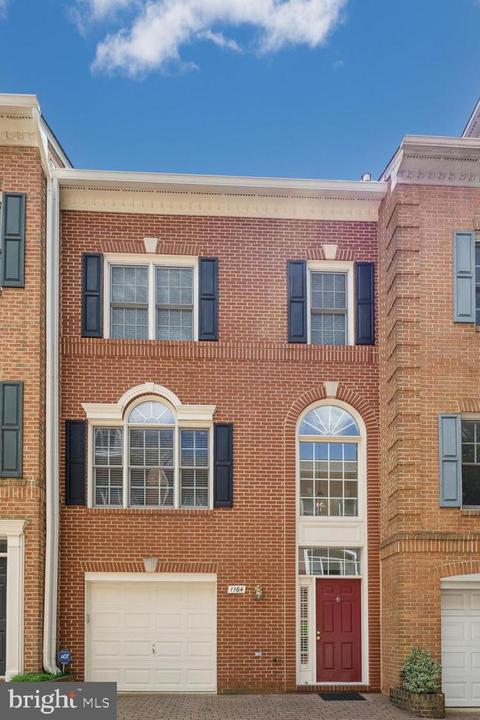 1164 N Vernon St, Arlington, VA 22201