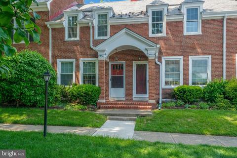 4652 36th St S #B, Arlington, VA 22206
