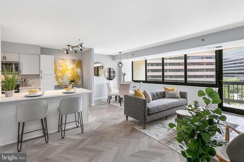 1805 Crystal Dr #418S, Arlington, VA 22202