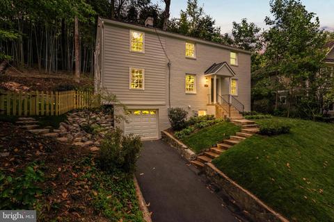 4419 Vacation Ln, Arlington, VA 22207