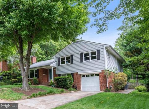 5613 34th St N, Arlington, VA 22207