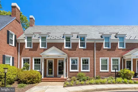 4319 35th St S, Arlington, VA 22206