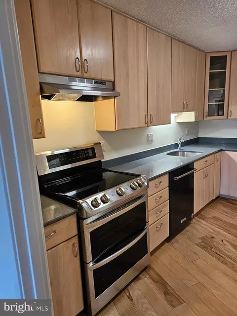 1600 N Oak St #1232, Arlington, VA 22209