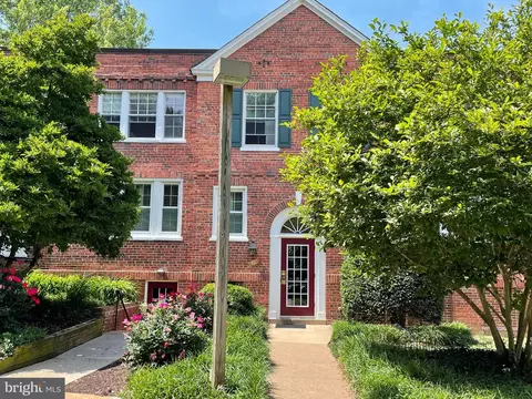 1911 Key Blvd #562, Arlington, VA 22201