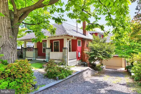 1717 N Randolph St, Arlington, VA 22207