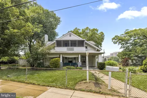 714 N Lincoln St, Arlington, VA 22201