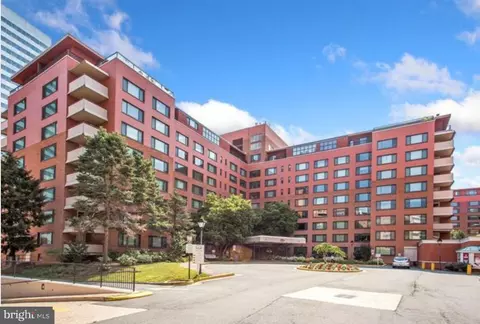 1021 Arlington Blvd #639, Arlington, VA 22209