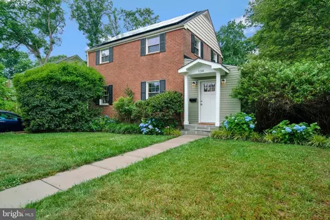 138 S Columbus St, Arlington, VA 22204
