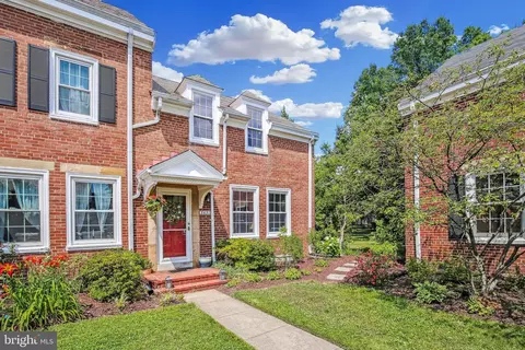 3431 S Utah St, Arlington, VA 22206