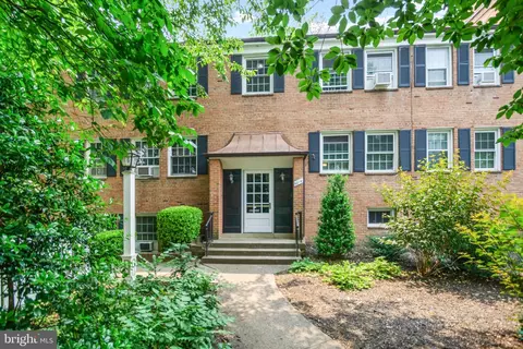 5014 Columbia Pike #A, Arlington, VA 22204