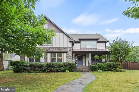 1730 N Harrison St, Arlington, VA 22205