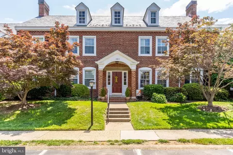 4204 36th St S #B2, Arlington, VA 22206