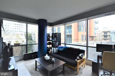 2001 15th St N #419, Arlington, VA 22201