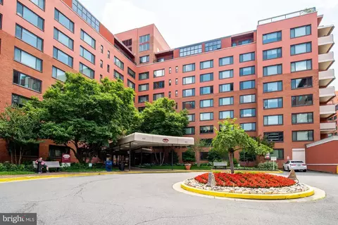 1021 Arlington Blvd #917, Arlington, VA 22209
