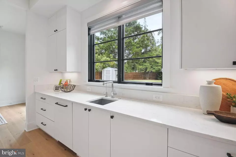  4101 N Richmond St, Arlington, VA 22207 photo 17