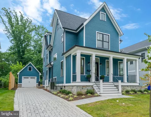 4830 33rd Rd N, Arlington, VA 22207