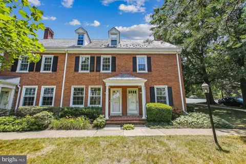 3129 S Stafford St, Arlington, VA 22206
