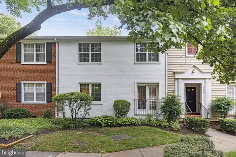 4609 28th Rd S #A, Arlington, VA 22206